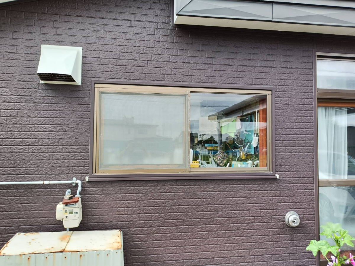 三輝の1Fの外窓交換工事を実施しました。の施工前の写真2