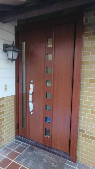 バンダイトーヨー住器の１dayリフォーム『LIXIL／リシェント玄関ドア３』施工事例写真1