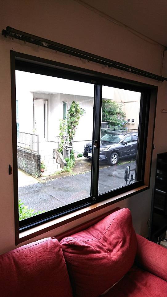 バンダイトーヨー住器の１dayリフォーム【LIXIL／内窓インプラス】の施工前の写真3