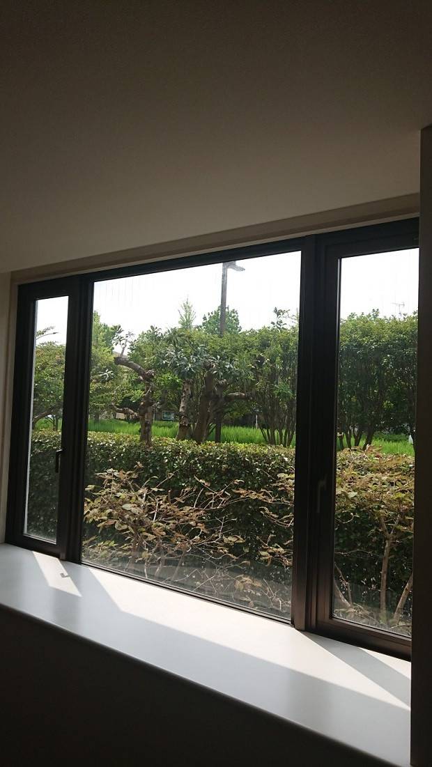 バンダイトーヨー住器の１dayリフォーム『LIXIL/内窓インプラス』の施工前の写真1