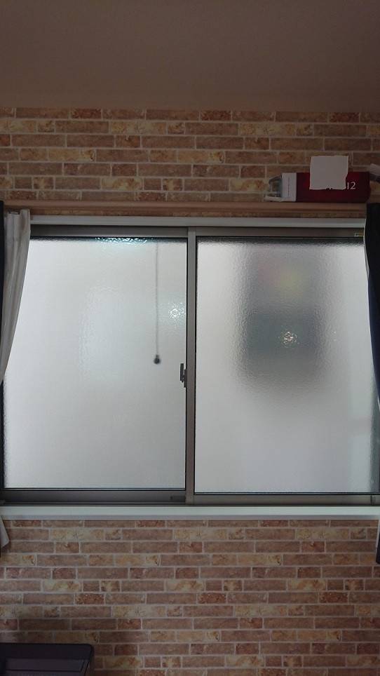 バンダイトーヨー住器の１dayリフォーム『LIXIL/内窓インプラス』の施工前の写真3