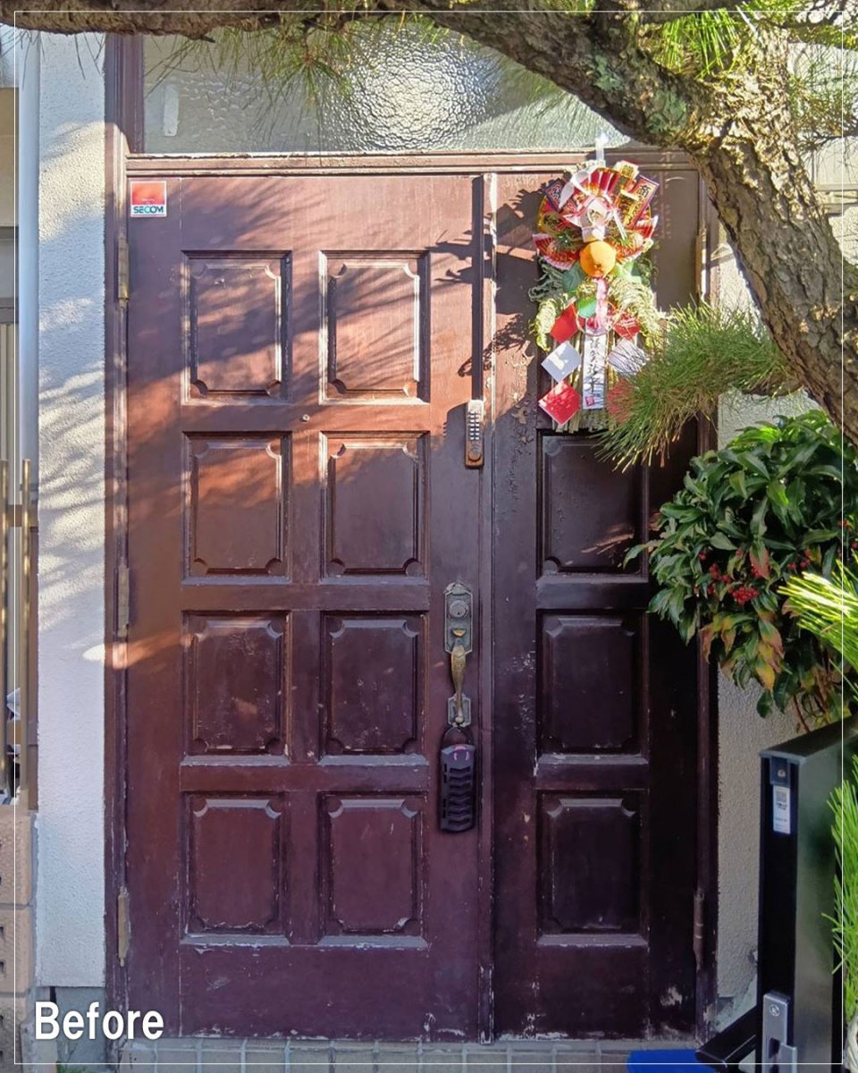 バンダイトーヨー住器の【横浜市】🐤1dayリフォーム🐸玄関ドア取替工事を行いましたの施工前の写真1