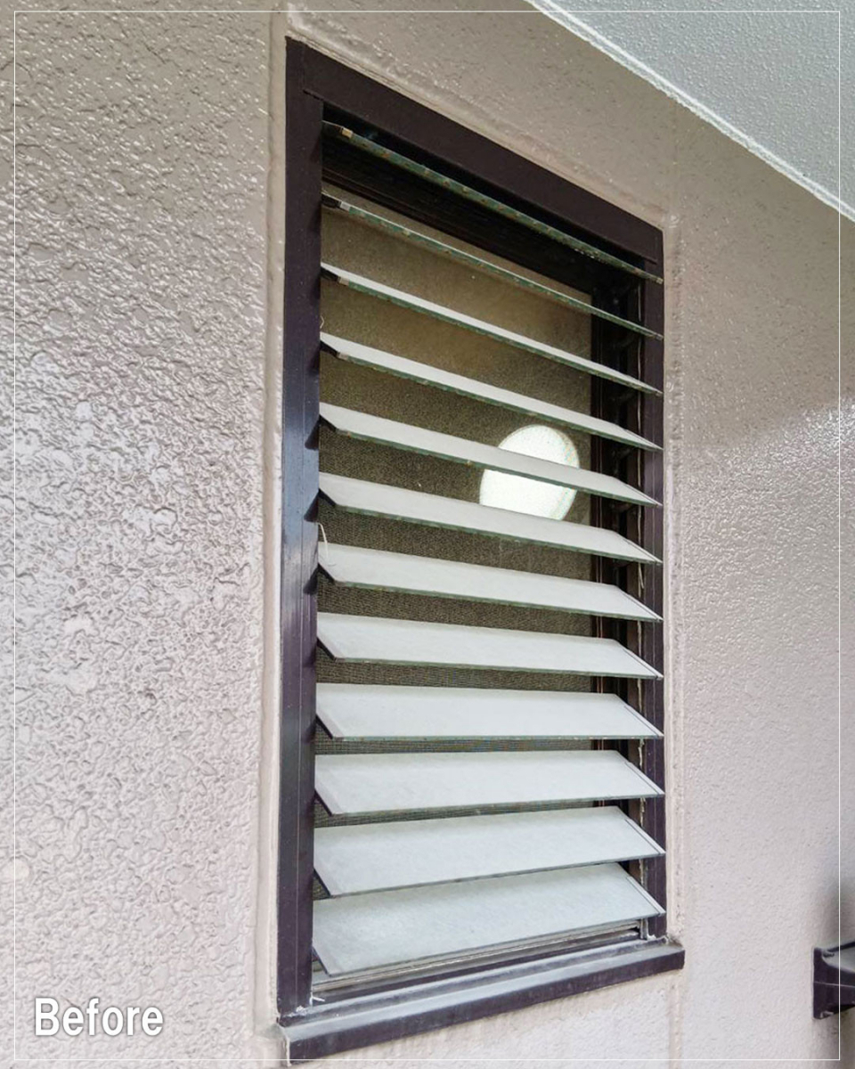 バンダイトーヨー住器の【横浜市】🐤1dayリフォーム🐸外窓交換:リプラスの取付工事を行いました。の施工前の写真1