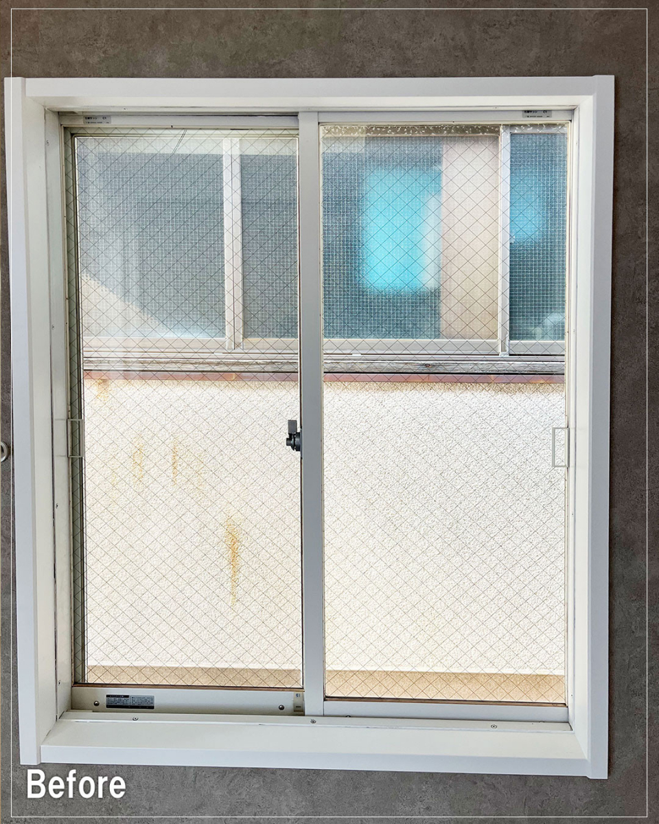 バンダイトーヨー住器の【大和市】🐤１dayリフォーム🐸外窓交換：リプラスの取付工事を行いました。の施工前の写真1