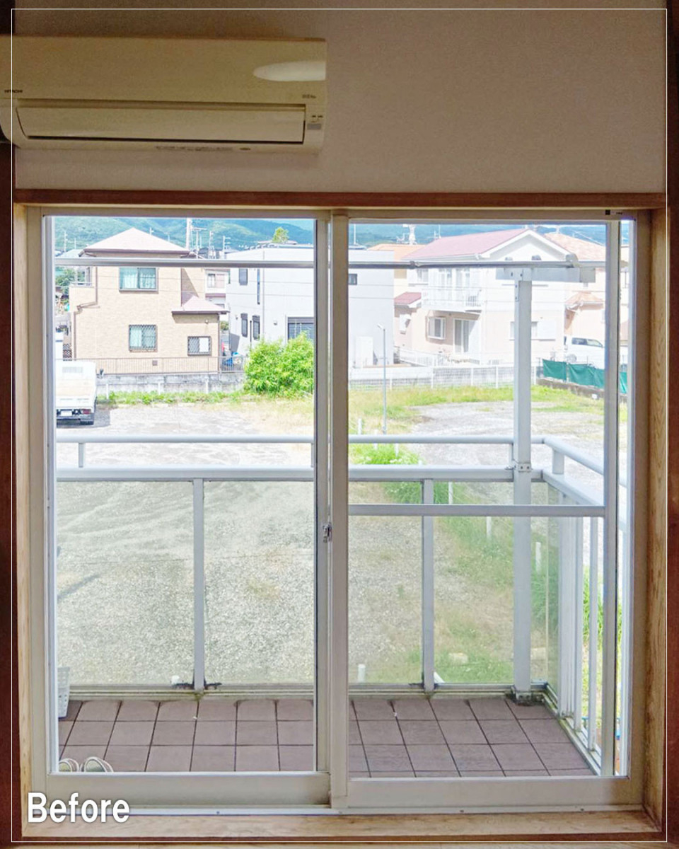 バンダイトーヨー住器の【南足柄市】🐤１dayリフォーム🐸内窓設置：インプラスの取付工事を行いました。の施工前の写真2