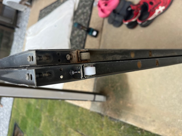 IRワタナベの動きが重たくなった雨戸をスムーズに!戸車交換でストレス解消!の施工後の写真1