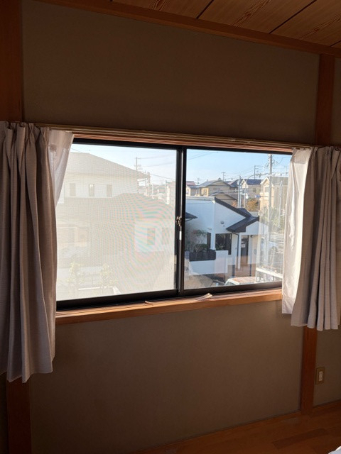 ＩＲワタナベの断熱・防音・結露対策に！Sグレード内窓を6つ設置した施工事例の施工前の写真3