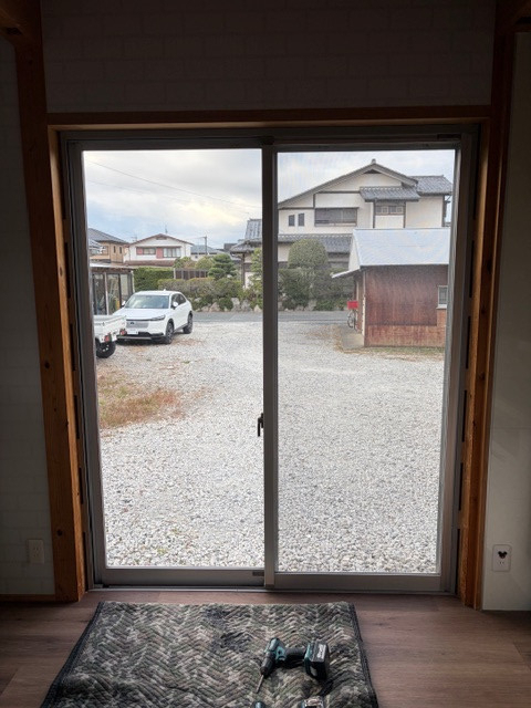 ＩＲワタナベのSグレード内窓で断熱性アップ！中1・大3の合計4窓設置事例の施工前の写真1