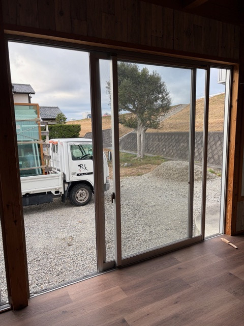 ＩＲワタナベのSグレード内窓で断熱性アップ！中1・大3の合計4窓設置事例の施工前の写真3