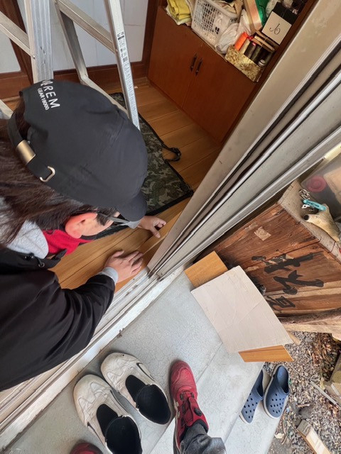 ＩＲワタナベの家族を想う縁側リフォーム。床補修から内窓設置で快適空間にの施工後の写真3