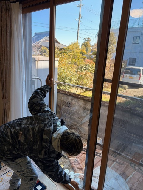 ＩＲワタナベの10年前に設置した内窓のガラス割れを交換｜熱割れ原因と正しい対策の施工後の写真1