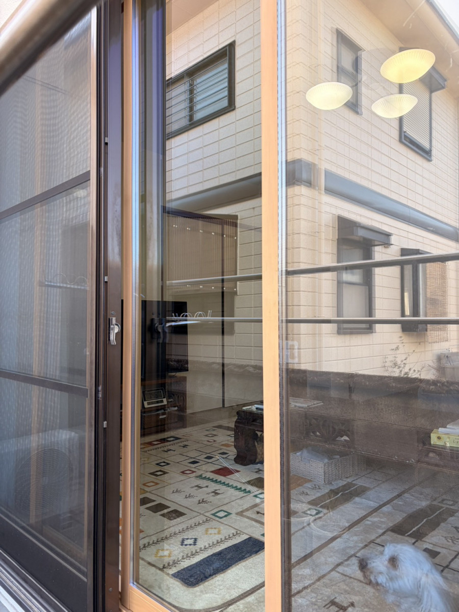 ＩＲワタナベの10年前に設置した内窓のガラス割れを交換｜熱割れ原因と正しい対策の施工後の写真2