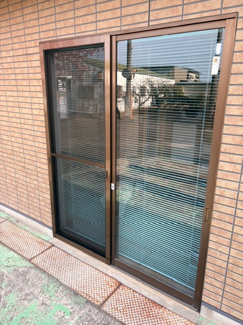 ＩＲワタナベの1階リビングの掃き出し窓に網戸を新設！風を通して快適空間にの施工後の写真1