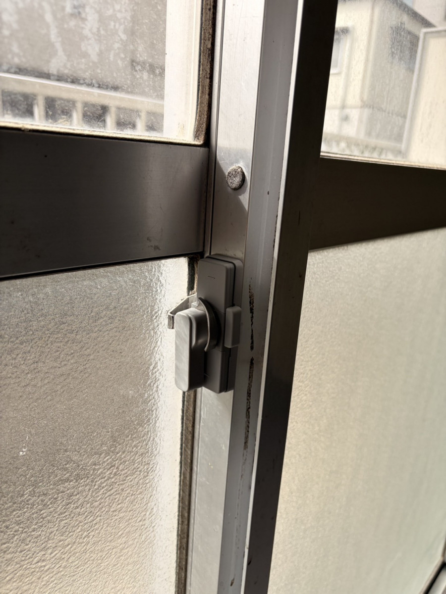 ＩＲワタナベの壊れてしまった窓クレセントを交換｜販売終了品のため現行代替品で対応の施工後の写真2