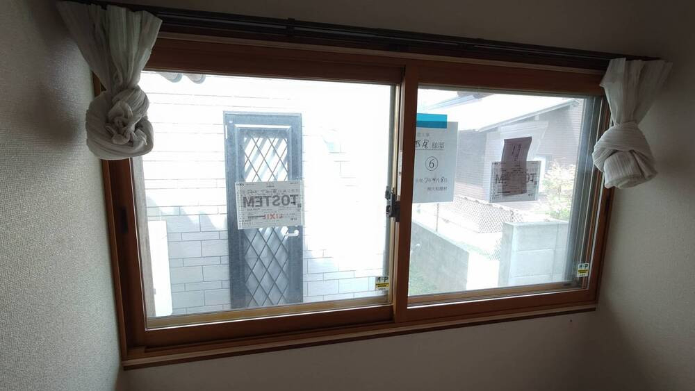 大和建材 窓リノベ事業部のリビングに内窓を設置しました！！！の施工後の写真1