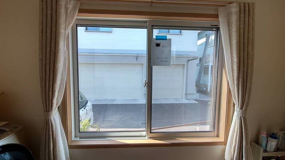 大和建材 窓リノベ事業部の内窓でリビングを快適に!!!の施工前の写真1