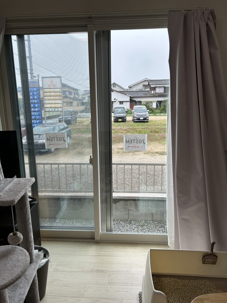 大和建材 窓リノベ事業部の素敵なお部屋に内窓を設置いたしました!!!の施工後の写真1