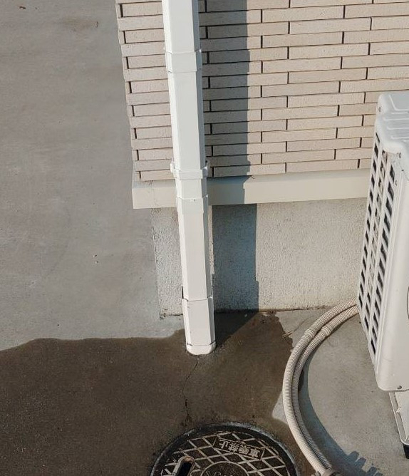 リフォームおたすけDIYの⚡️まさかの当日解決！玄関の雨漏り、スピード修理で笑顔に大変身！😊✨の施工後の写真1