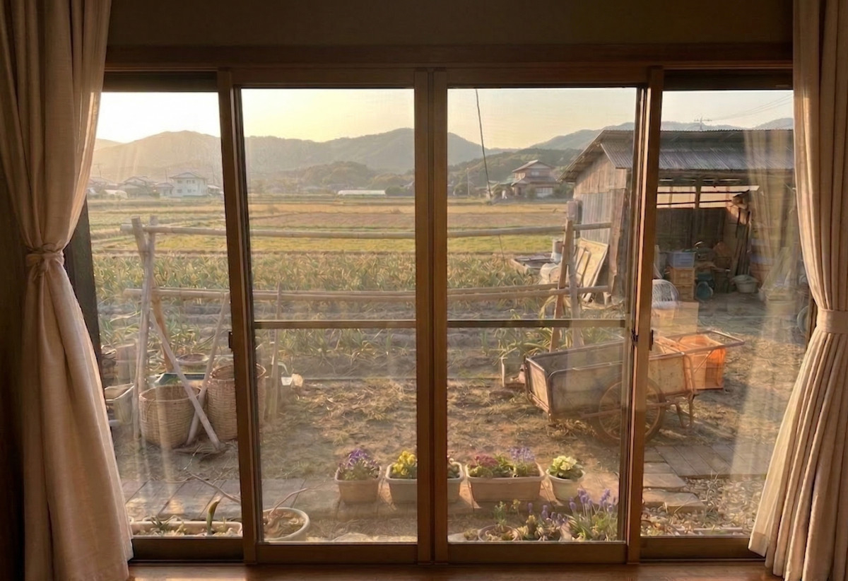 リフォームおたすけDIYの【南あわじ市】玉ねぎも驚く甘い生活！？2026年補助金で叶えた、孫が裸足で駆け回る断熱リフォーム✨の施工後の写真1