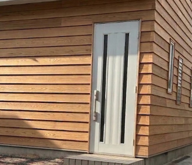 リフォームおたすけDIYの【洲本市五色町】夕陽百選の絶景を「我慢」から「感動」へ！魔法の内窓で叶えた2階リビングの贅沢時間✨の施工前の写真2