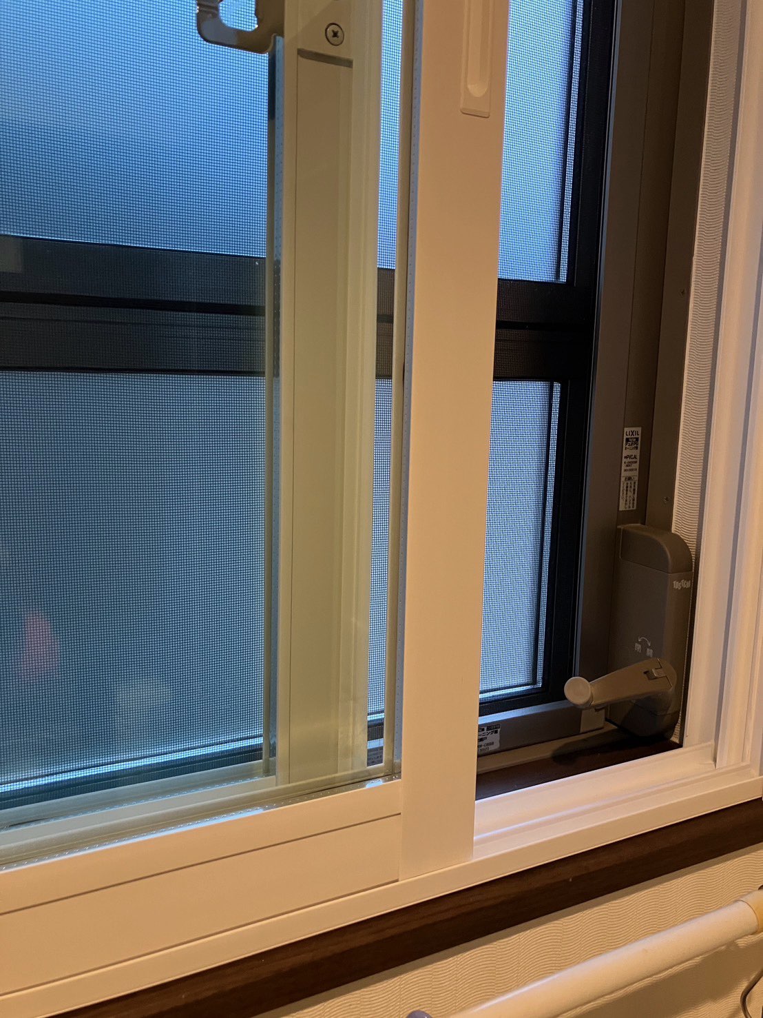 石黒産業のルーバー窓に内窓を施工！【高岡市】の施工事例詳細写真1