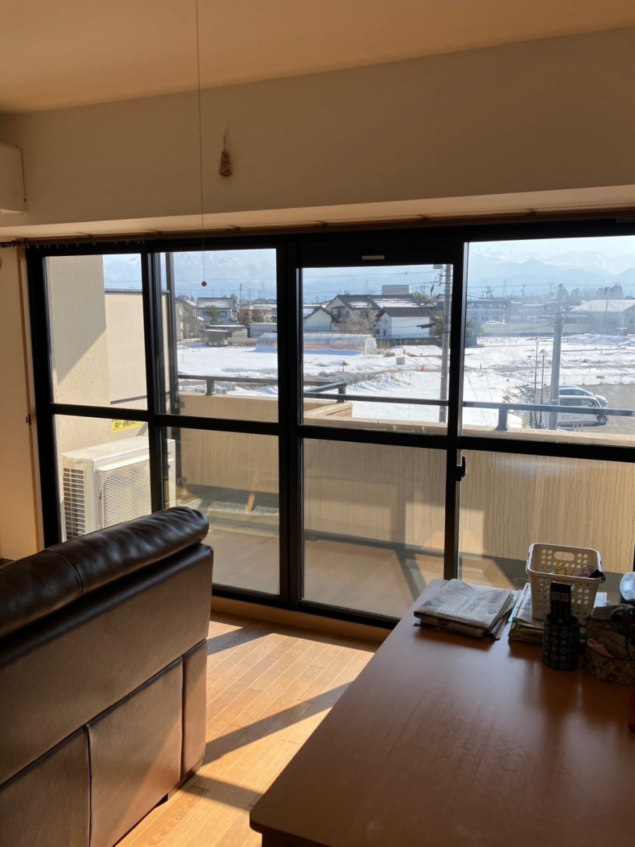 石黒産業のマンションの騒音・結露対策に内窓設置！【富山市】の施工前の写真3