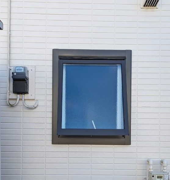 スミ工業の取替窓・リプラスで窓のお悩みをすっきり解決！の施工後の写真2