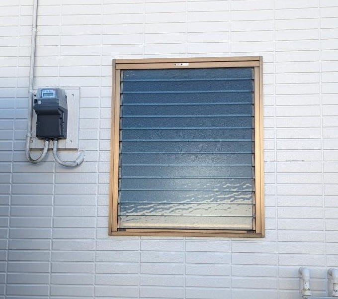 スミ工業の取替窓・リプラスで窓のお悩みをすっきり解決！の施工前の写真2