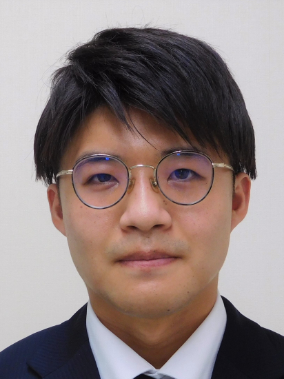 大窪　健士朗（おおくぼ　けんしろう）の写真
