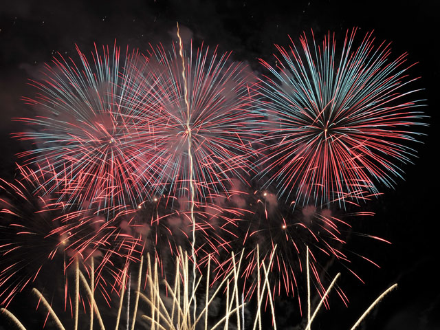今治おんまく花火大会🎆 吉村硝子のブログ 写真2