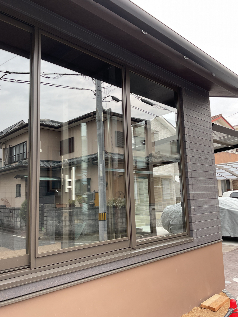 吉村硝子の【松山市】玄関前を大改造!/フロンテック&ビルサッシの施工後の写真3