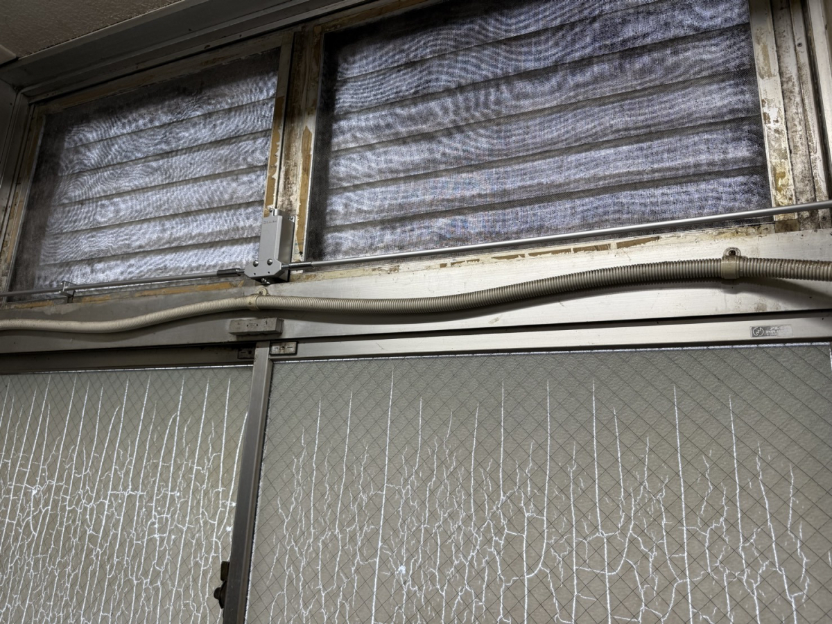 マドカラの🚨 排煙窓が動かない！装置を新品へ交換しましたの施工後の写真3