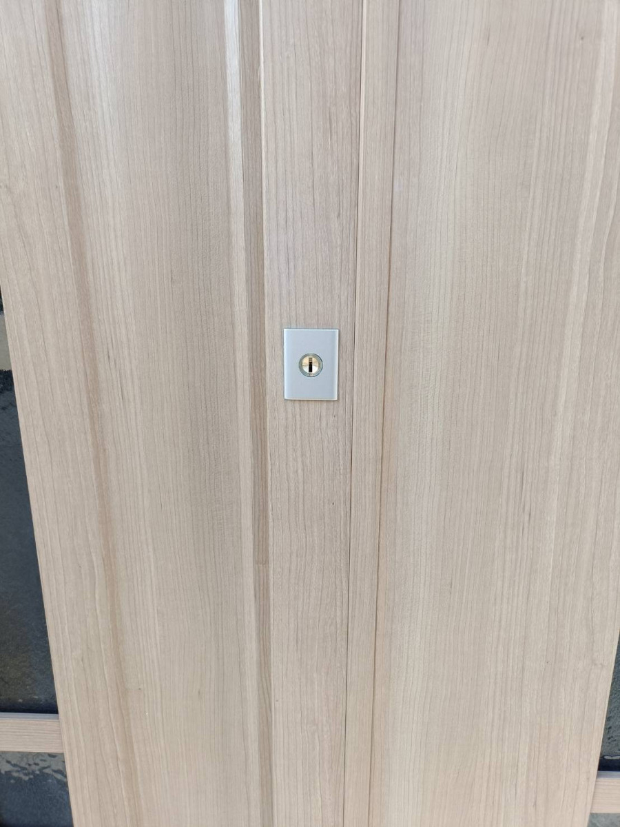 マドカラの玄関引戸錠交換で防犯性アップ🔐の施工後の写真2