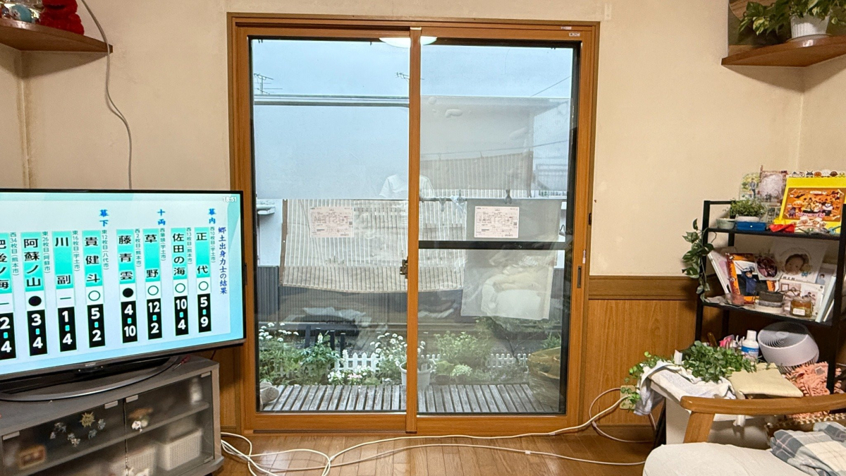 さかぐちの夏の日差しをやさしく遮る窓。LIXIL 断熱内窓インプラスの施工後の写真1