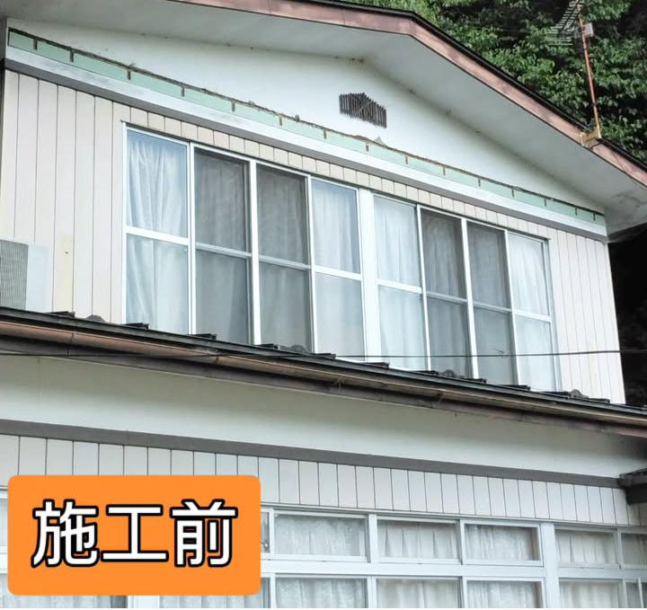 テイエストーヨー住器の屋根の上の物干しスペースを活用して風除室にの施工前の写真1