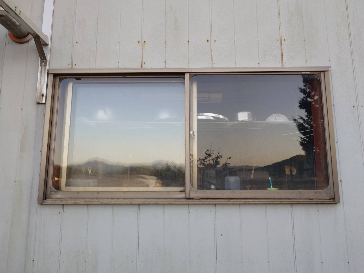 内ヶ島製作所の【外窓交換】の施工前の写真3