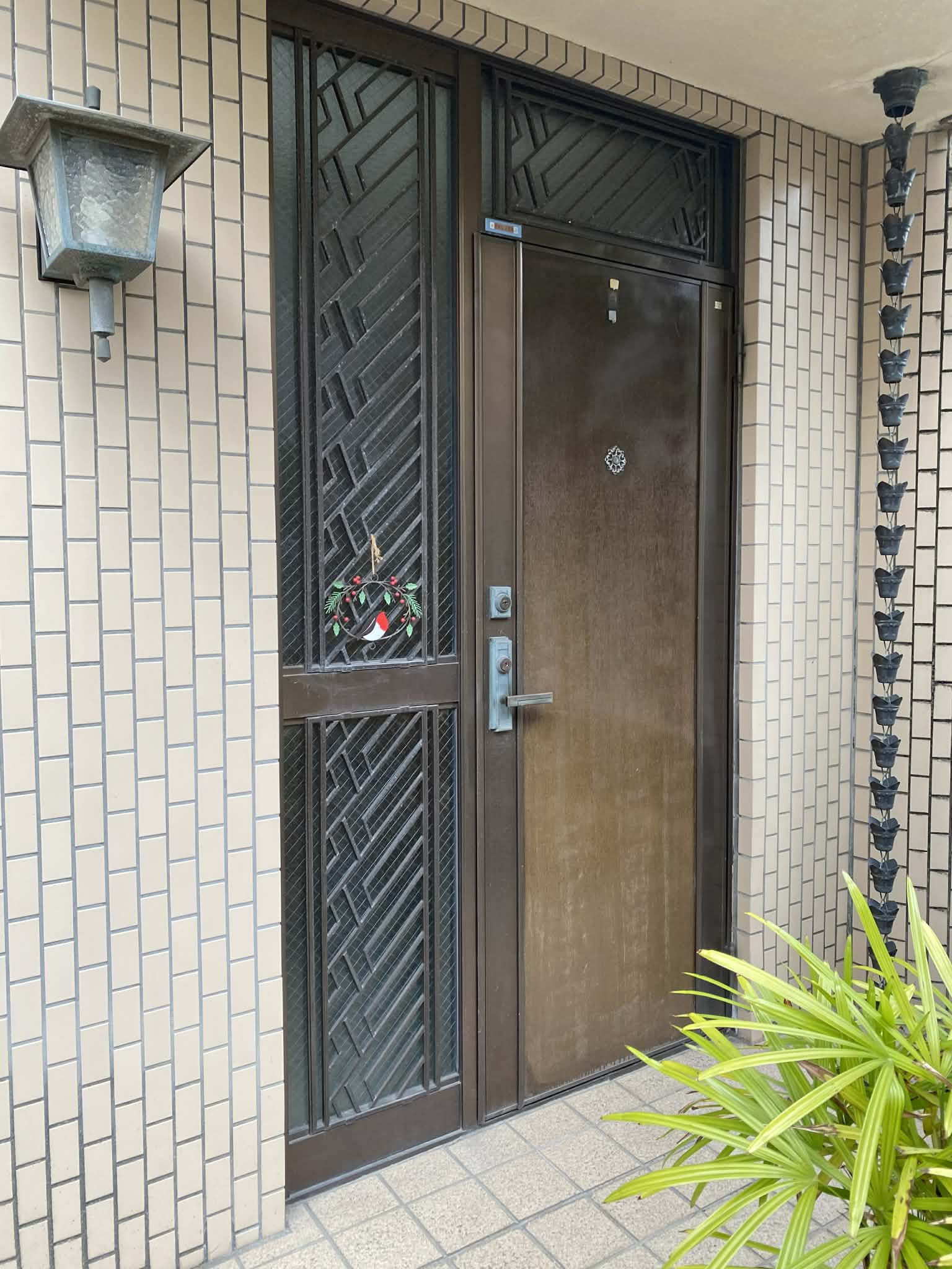 山口商店の【文京区】M様邸玄関扉交換工事の施工前の写真1