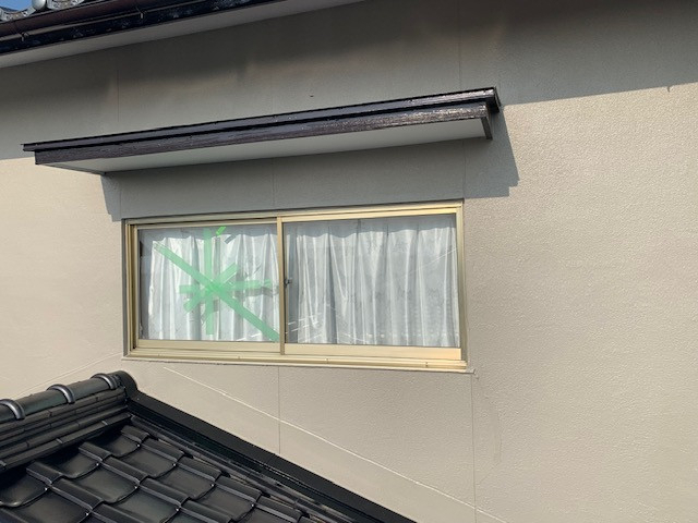 江上トーヨー住器の雨戸設置の施工前の写真2