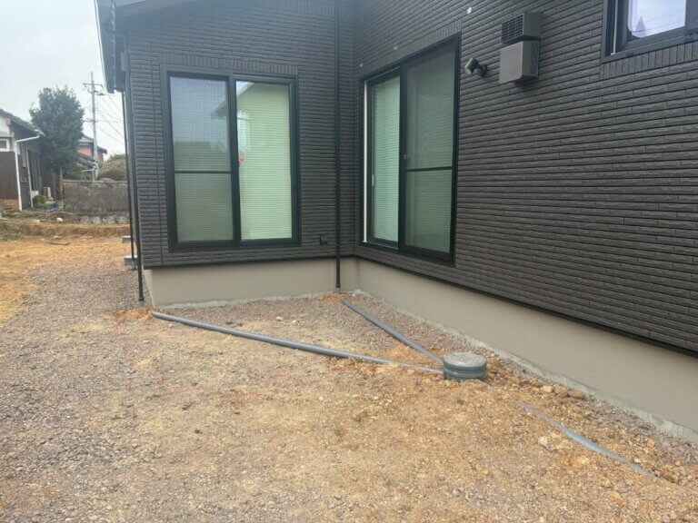 江上トーヨー住器の【豊後高田市 外構工事】外構リフォームで変わる！カーポートSW＋目隠しフェンス｜無料見積受付中の施工前の写真3