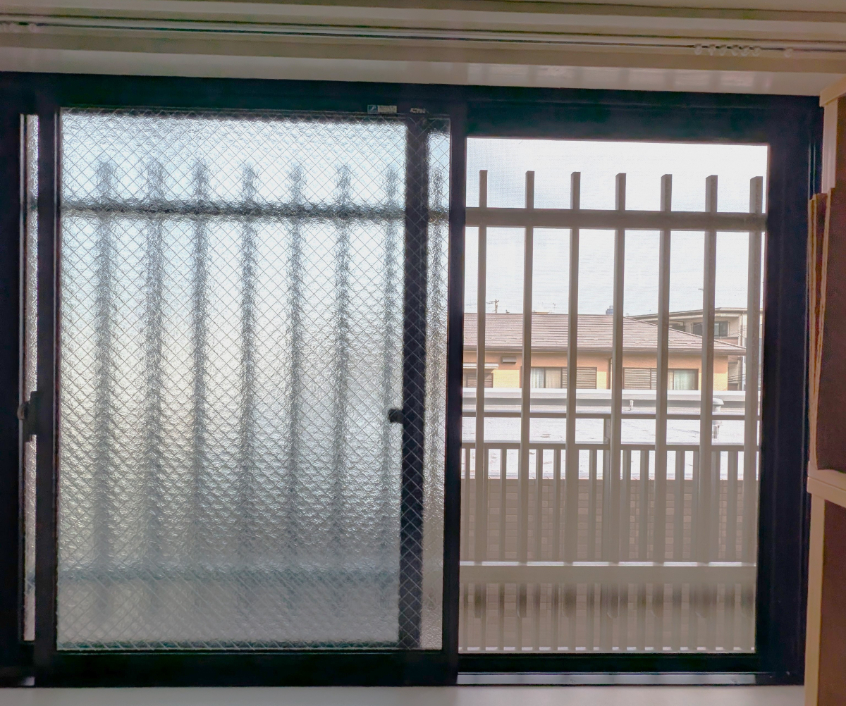 多摩ケンソー工業のT様邸　内窓設置工事の施工前の写真1