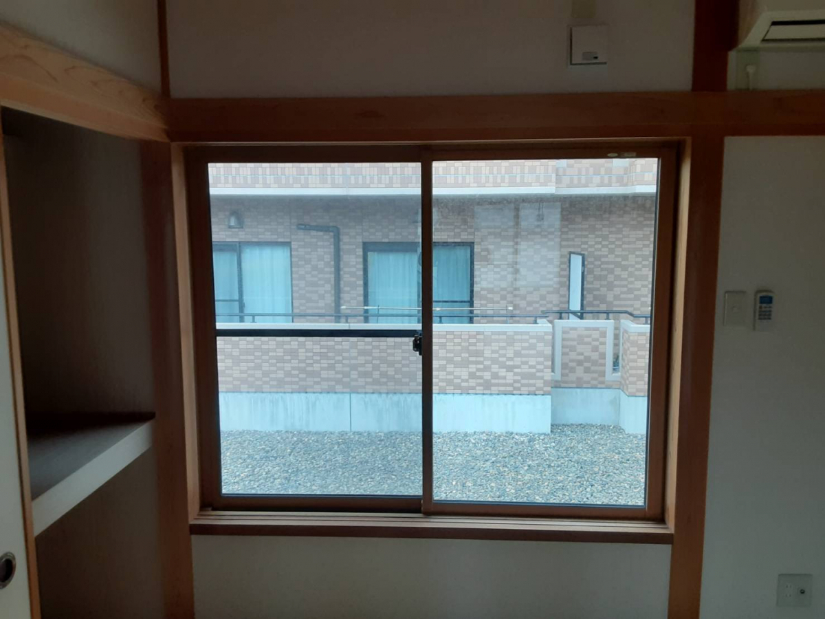 カスガの【上越市】結露に悩まない冬へ!インプラス設置と補助金活用で快適な自宅にしませんか?の施工前の写真3