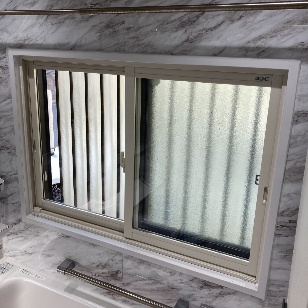 青梅トーヨー住器 相模原店の浴室こそ内窓。インプラスで寒さ対策！の施工後の写真1