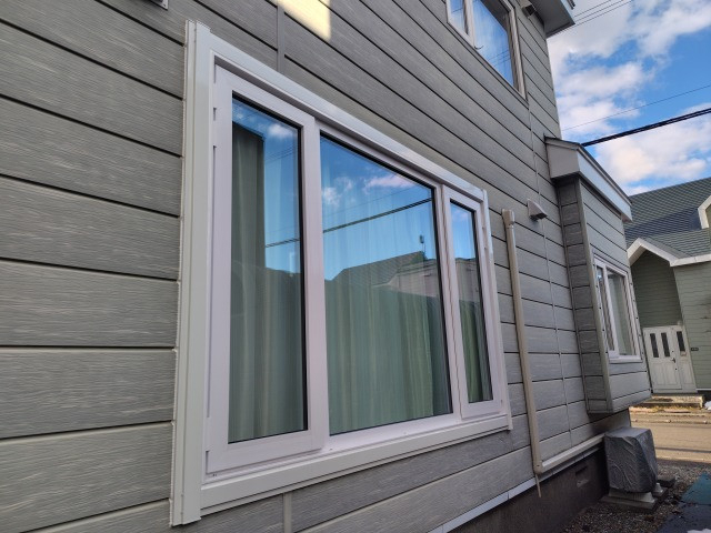 手稲ガラスの【LOW-Eブロンズ＆グリーン】お部屋の用途により使い分けできます！の施工後の写真2