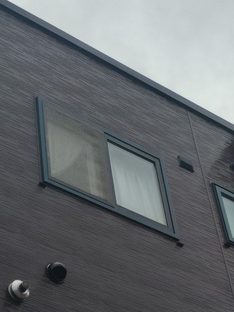 手稲ガラスの【先進的窓リノベ】2026年も補助金継続決定！高断熱の外窓へ交換の施工前の写真1