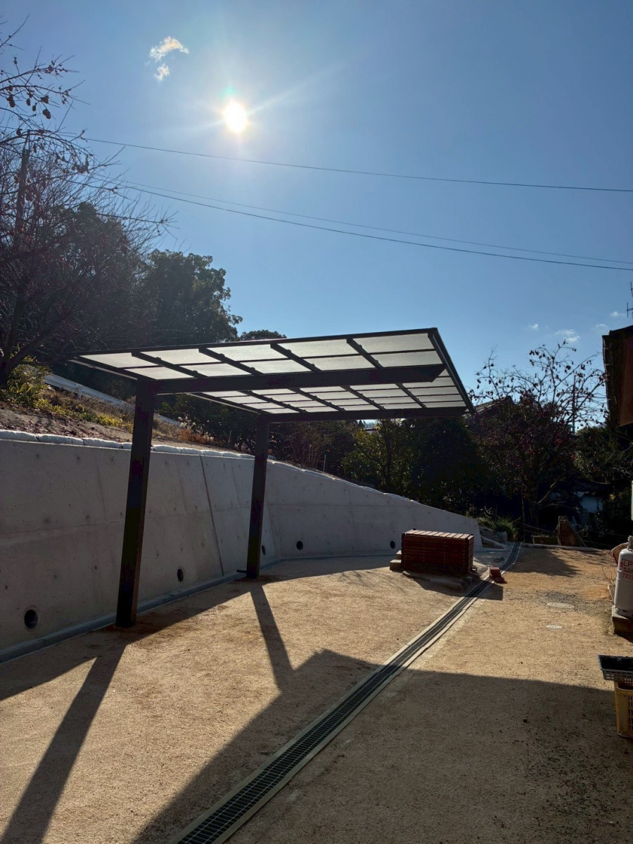 赤石建商の【三原市幸崎町】愛車を守る！カーポート設置工事の施工後の写真1