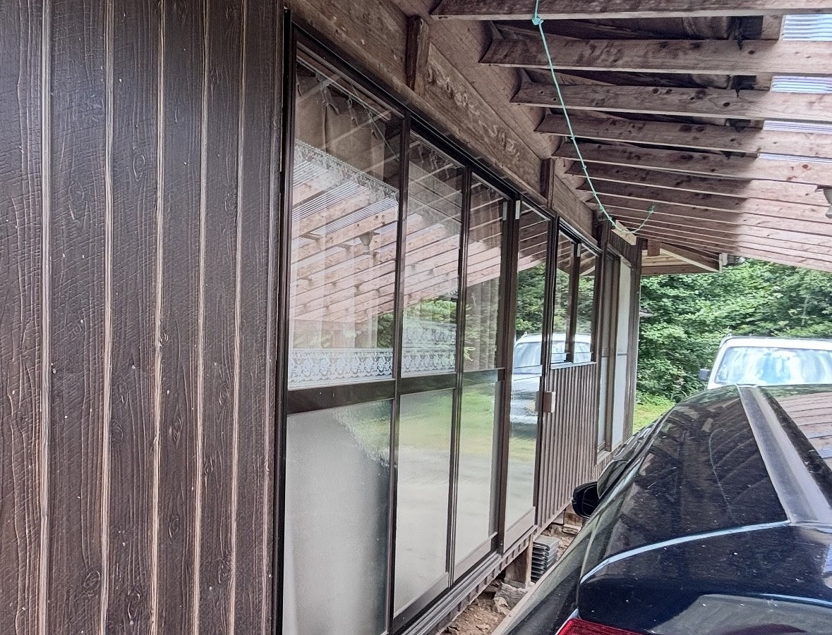 岩城屋建材の【窓交換＋内外装】断熱窓×内外装工事で住まい全体を快適化｜熊本県｜岩城屋建材の施工前の写真2