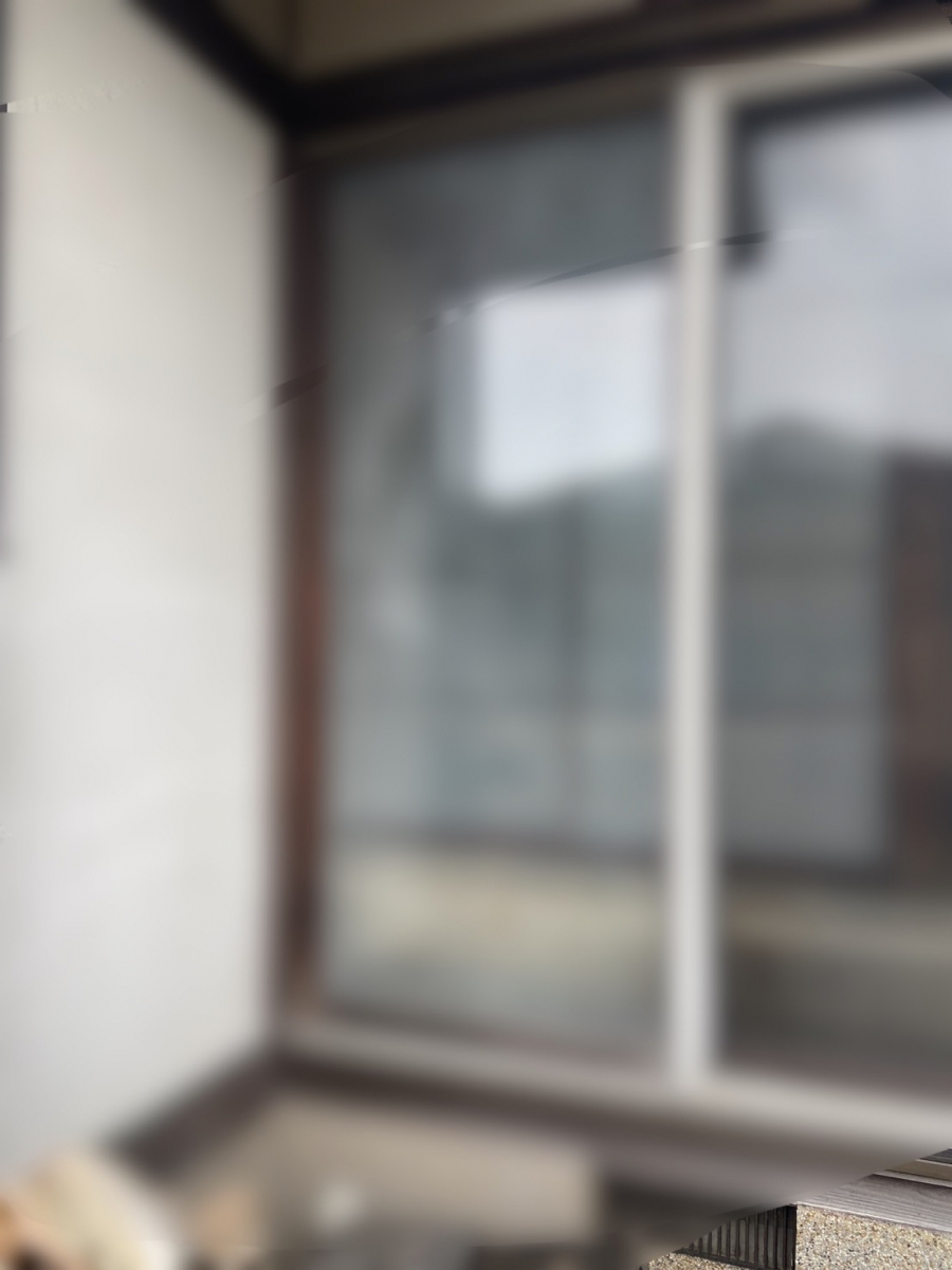 あおきリフォームのヨーロッパからの輸入窓、ガラス及び窓の改修工事。の施工前の写真2