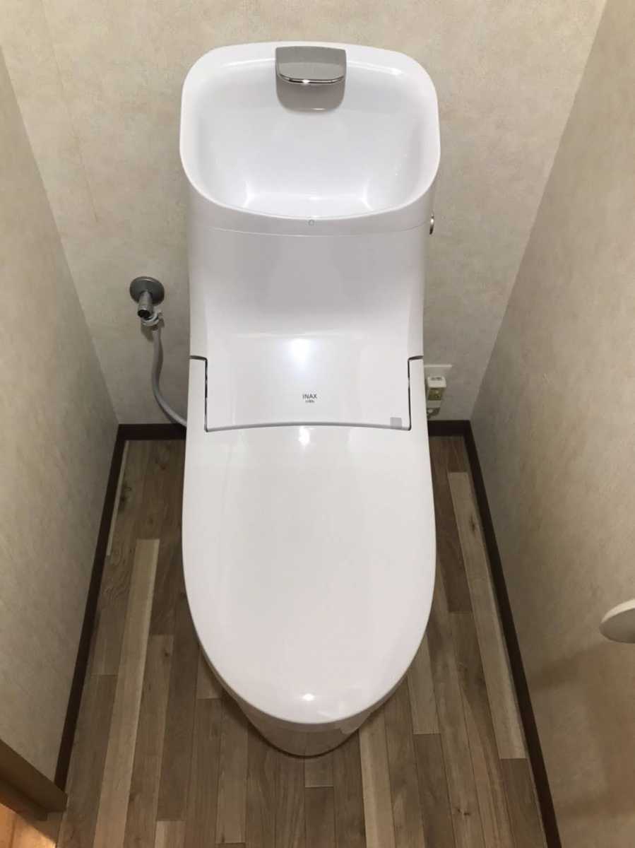 あおきリフォームの洋式トイレ交換の施工後の写真1