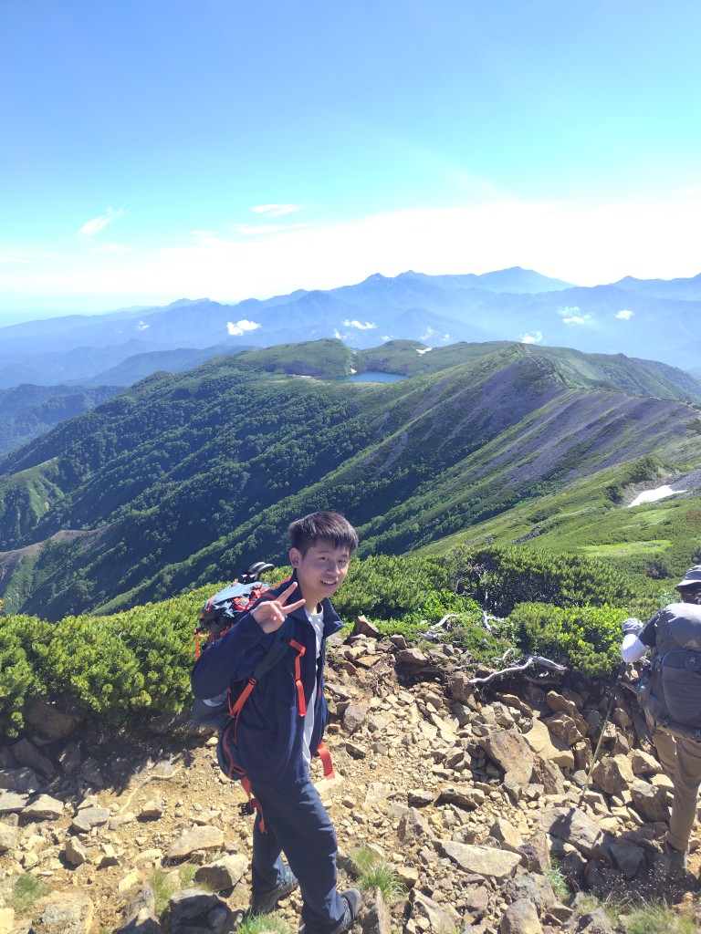 小蓮華山へ続く稜線歩き TAKAOZAIMOKUのブログ 写真8