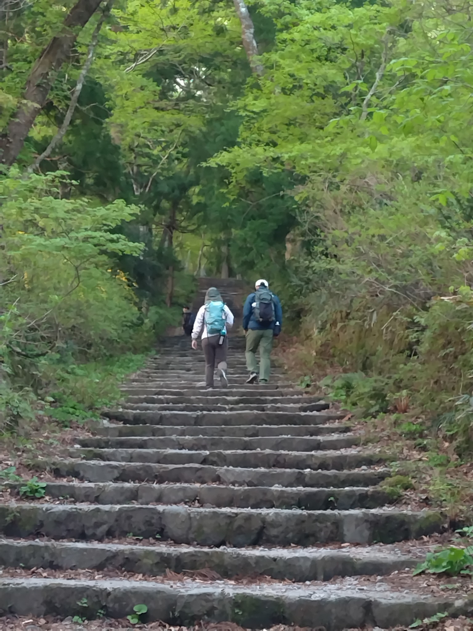 登山終わりは やっぱ味噌パンだよね- TAKAOZAIMOKUのブログ 写真3